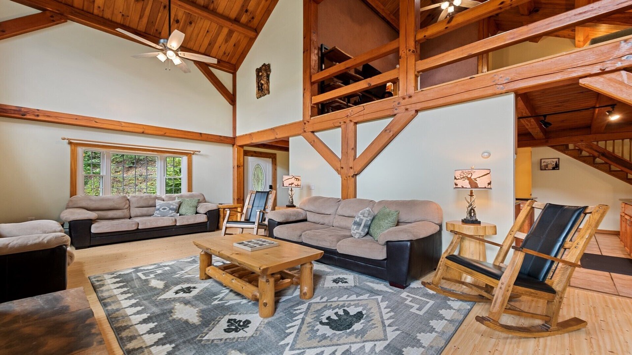 Photo of Livingroom in Settlers Ridge