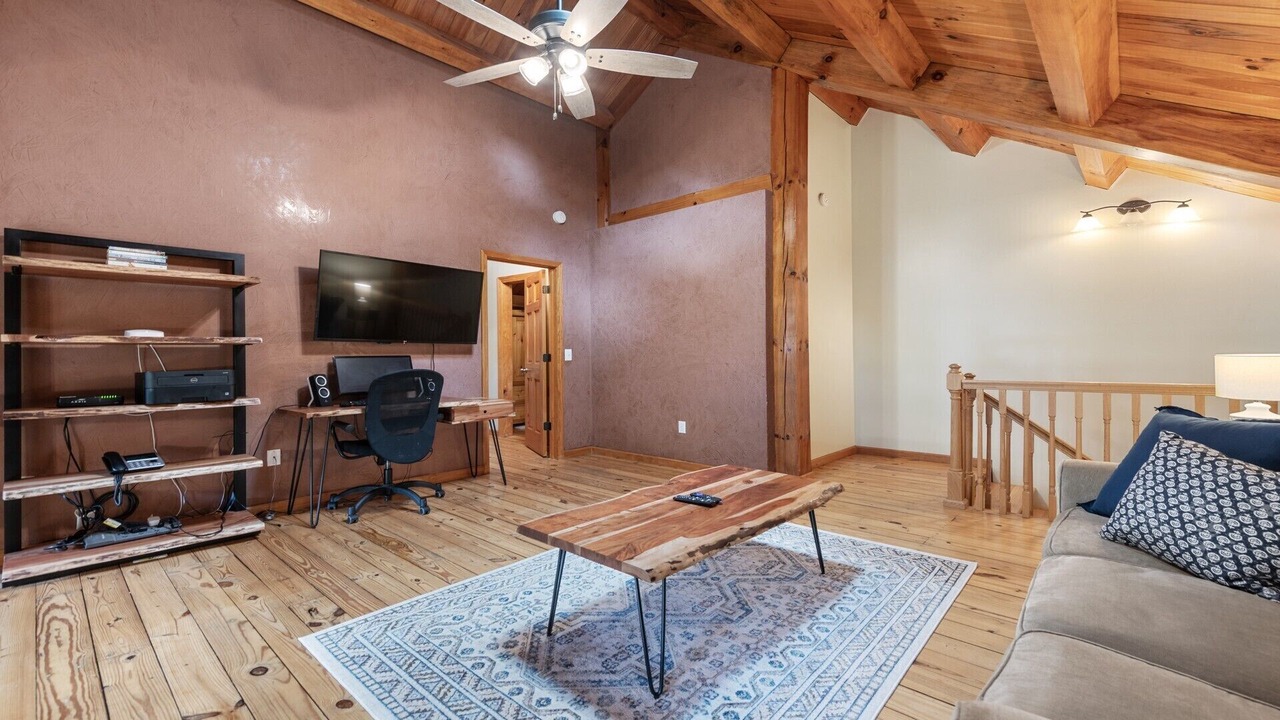 Photo of Livingroom in Settlers Ridge