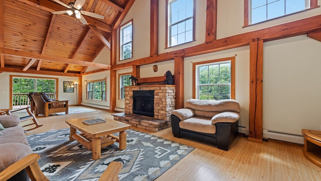 Photo of Livingroom in Settlers Ridge