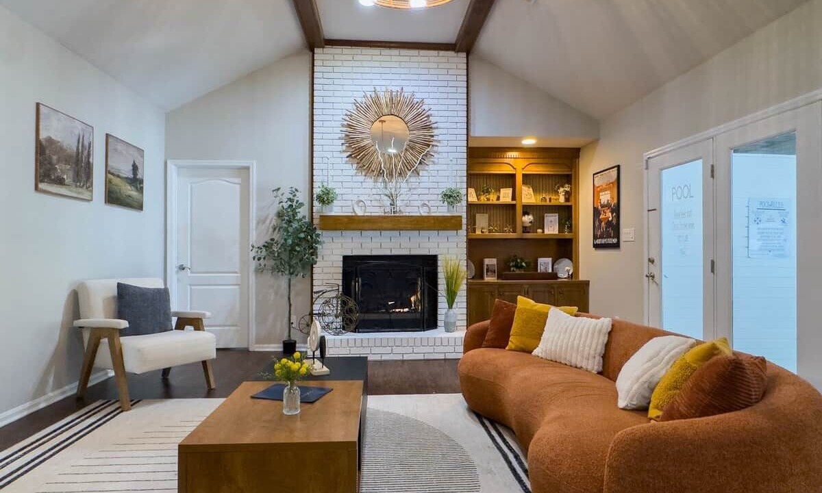Photo of Livingroom in Warner Robins