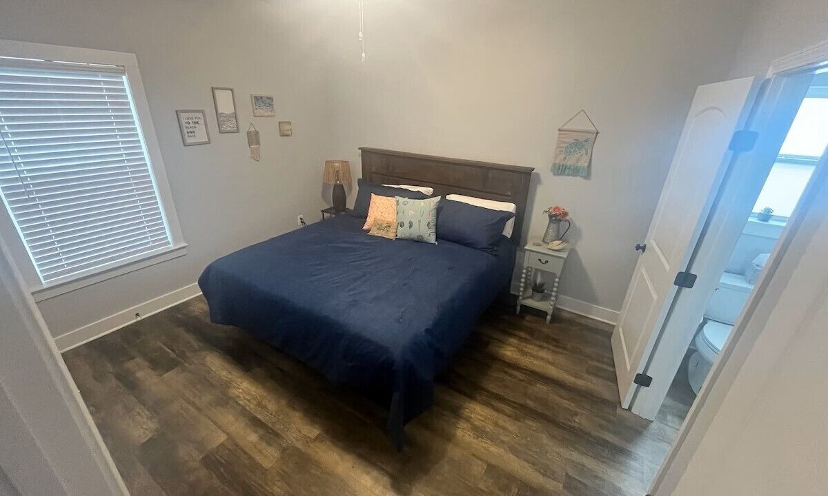 Photo of Bedroom in Long Beach