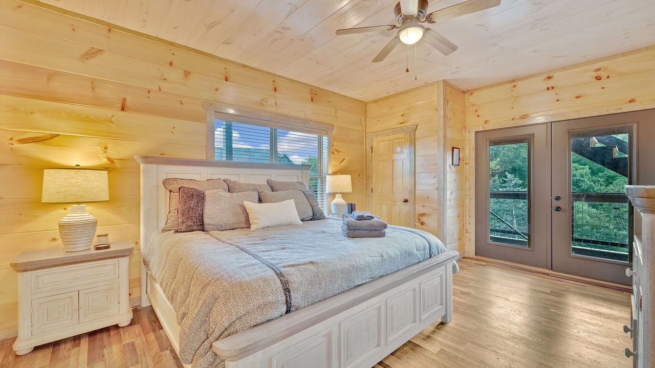 Photo of Bedroom in Sevierville