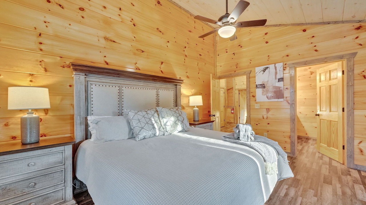 Photo of Bedroom in Sevierville