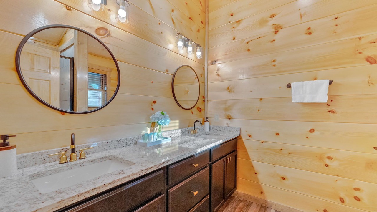 Photo of Bathroom in Sevierville