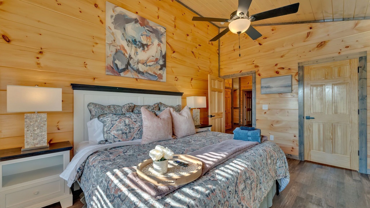 Photo of Bedroom in Sevierville