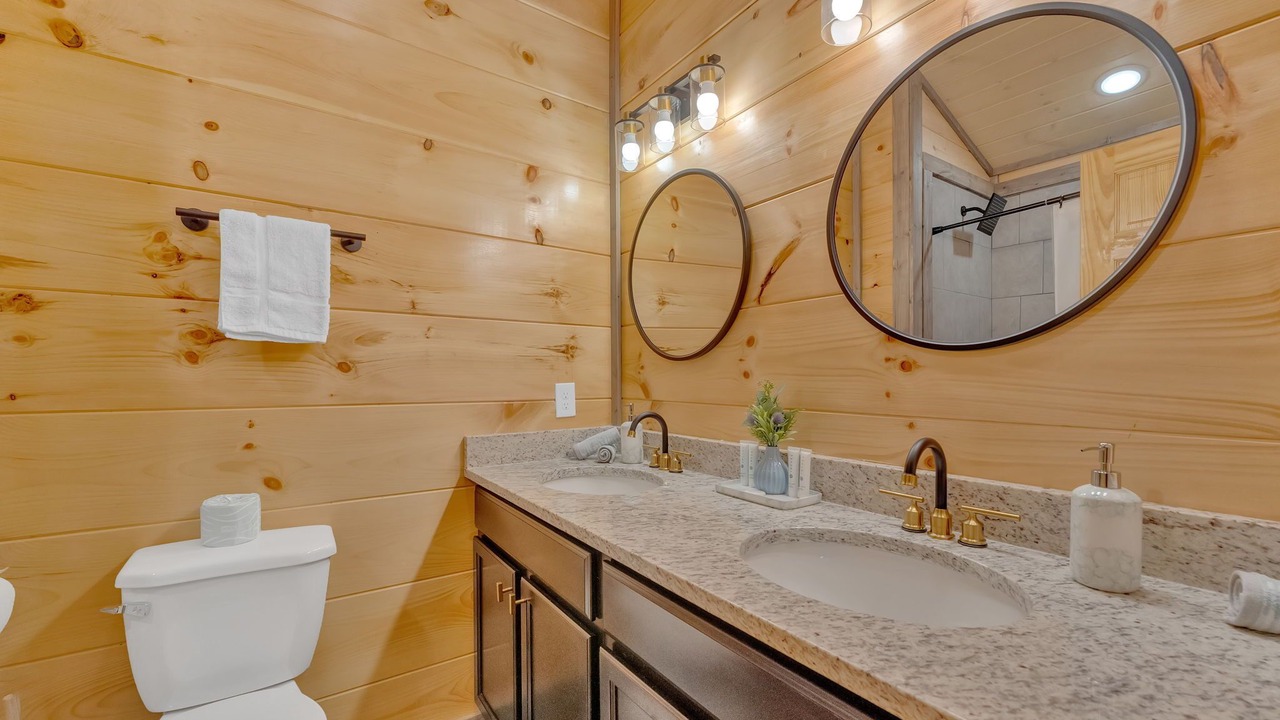 Photo of Bathroom in Sevierville