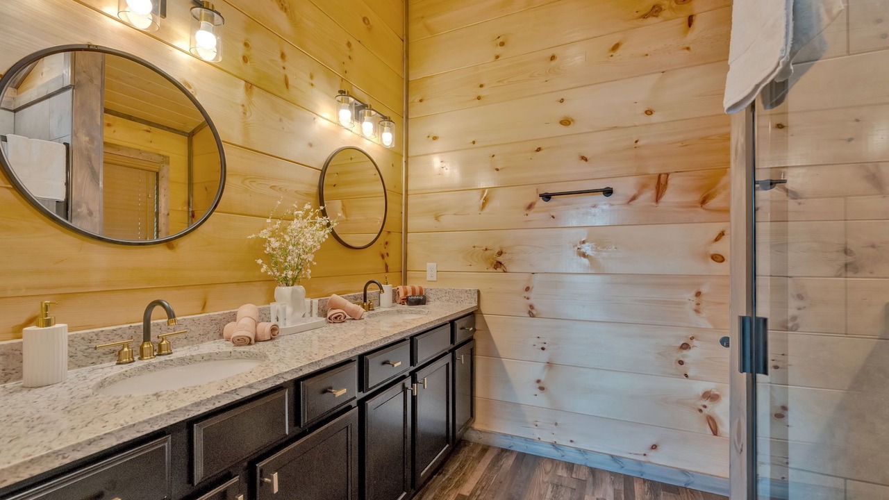Photo of Bathroom in Sevierville