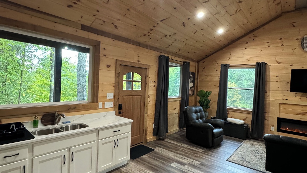 Photo of Livingroom in Dandridge