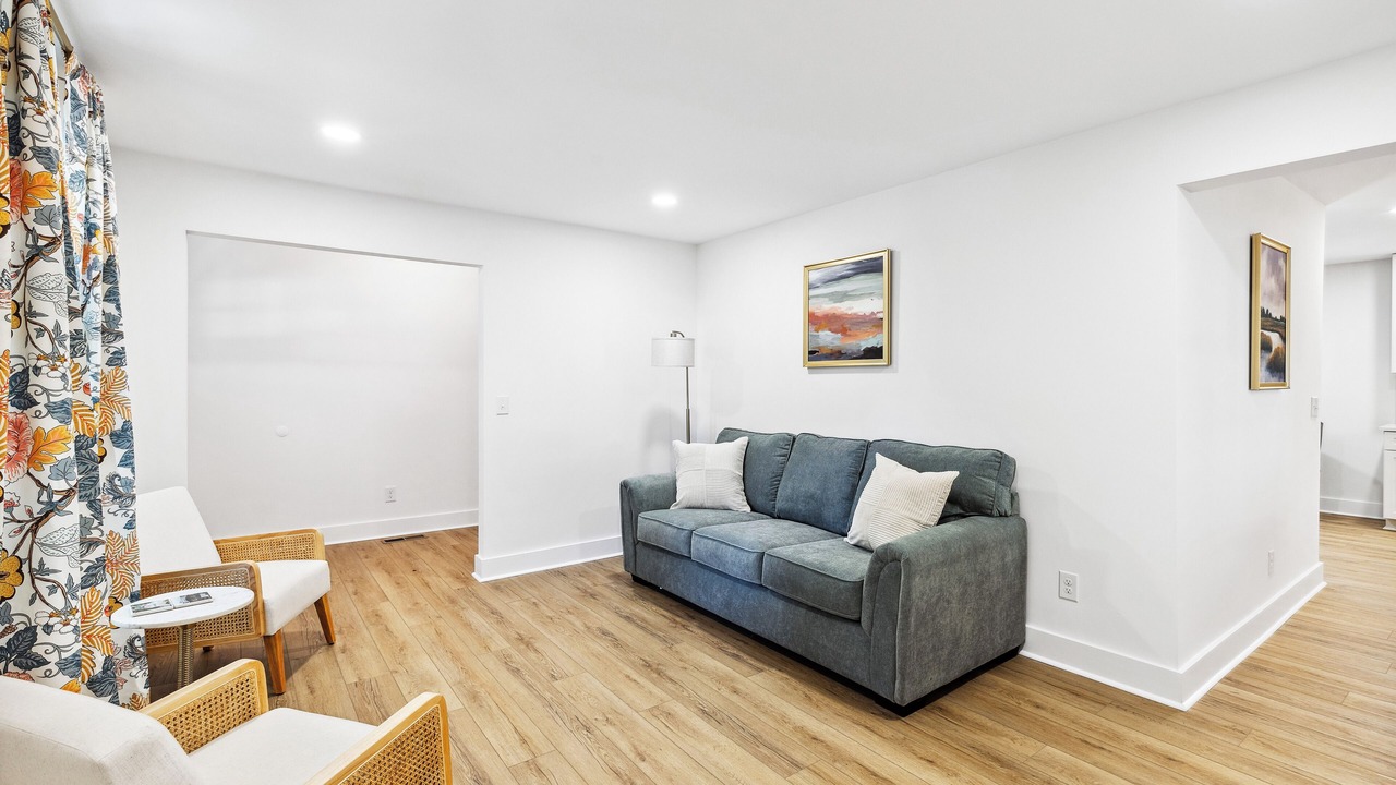 Photo of Livingroom in Lincolnville