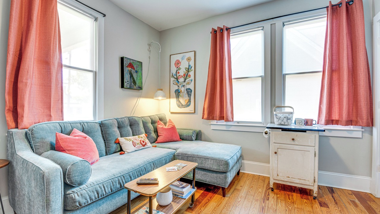 Photo of Livingroom in Porterdale