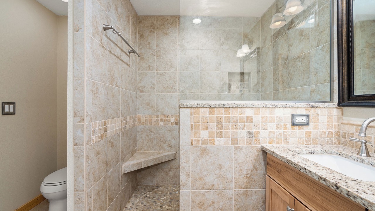 Photo of Bathroom in Maggie Valley