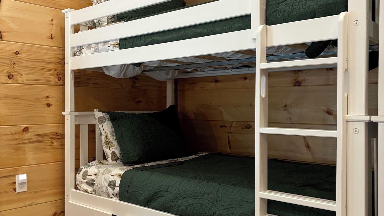 Photo of Bedroom in Sevierville