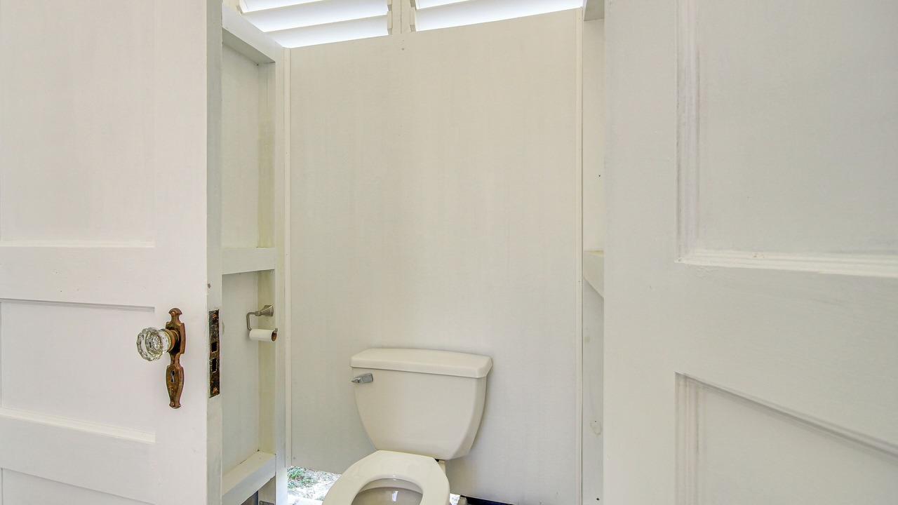 Photo of Bathroom in Waveland