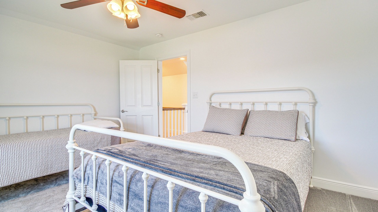 Photo of Bedroom in Waveland