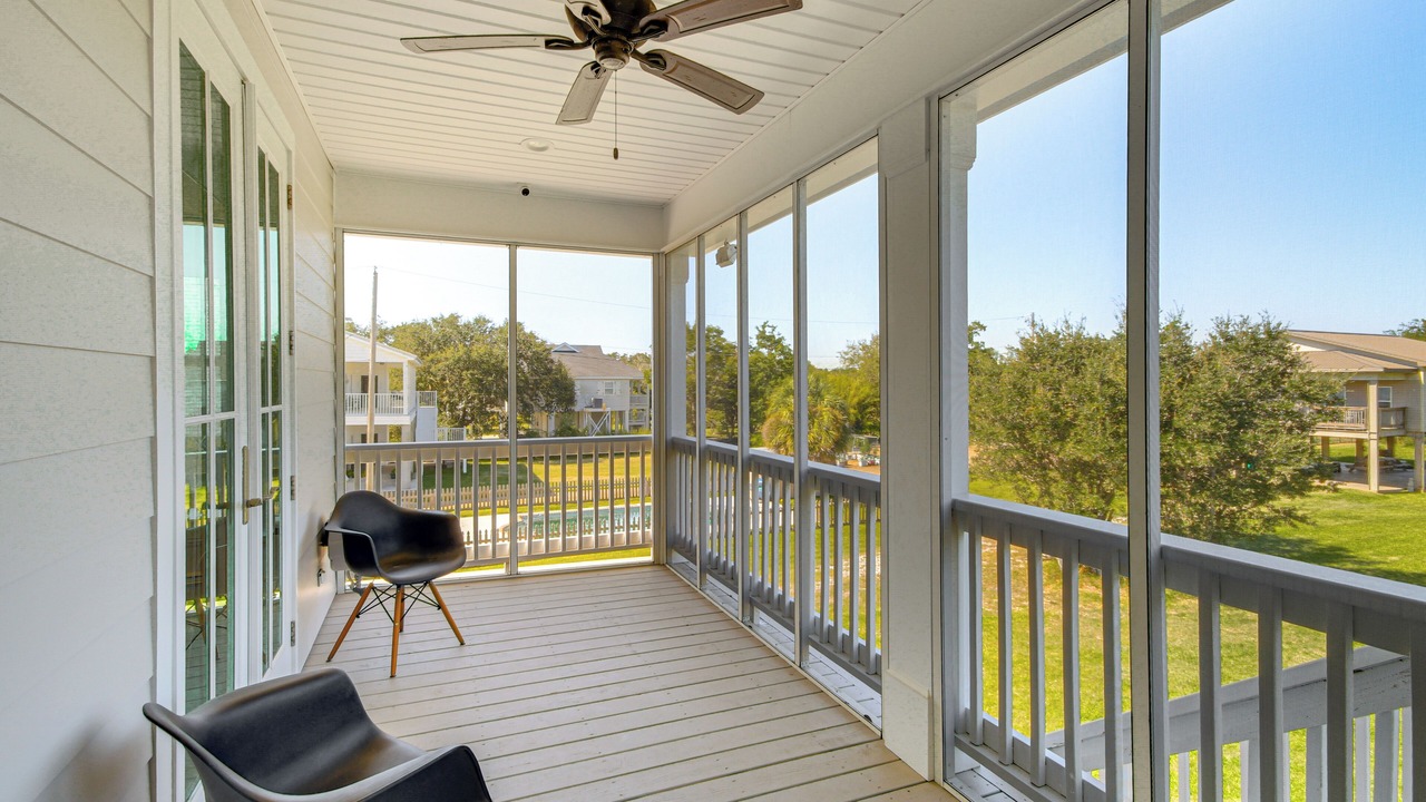 Photo of Patio Balcony in Waveland