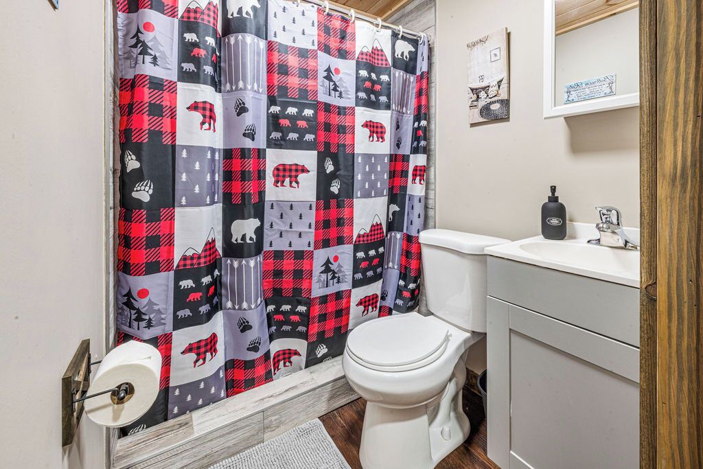 Photo of Bathroom in Rocky Grove