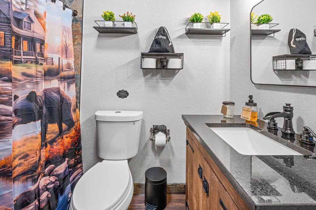 Photo of Bathroom in Rocky Grove