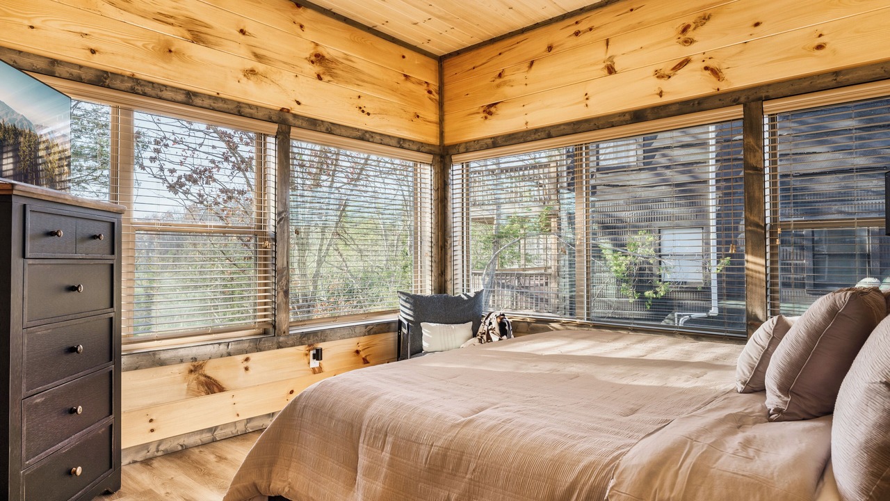 Photo of Bedroom in Sevierville