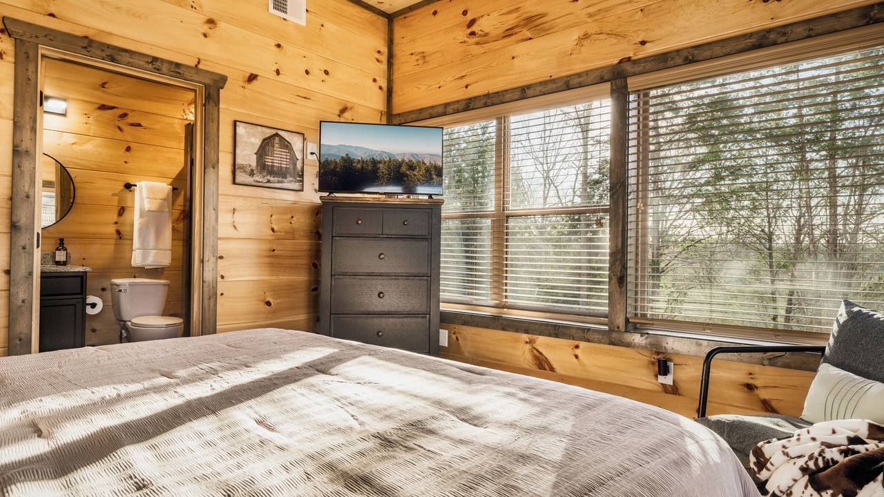 Photo of Bedroom in Sevierville