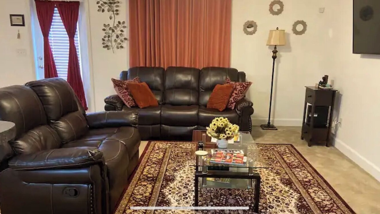 Photo of Livingroom in Morrow