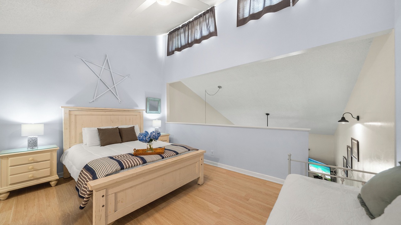 Photo of Bedroom in Laguna Beach