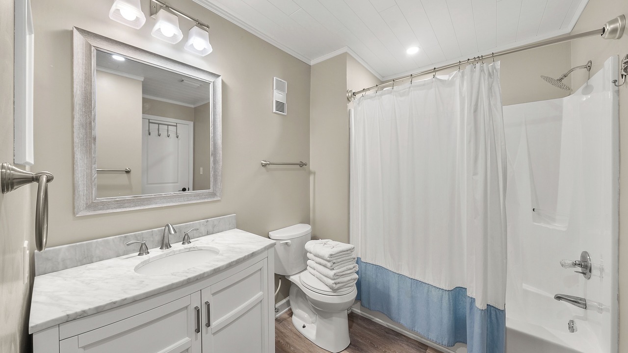 Photo of Bathroom in Laguna Beach