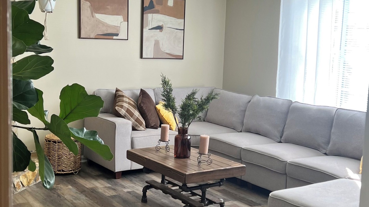 Photo of Livingroom in Taylors