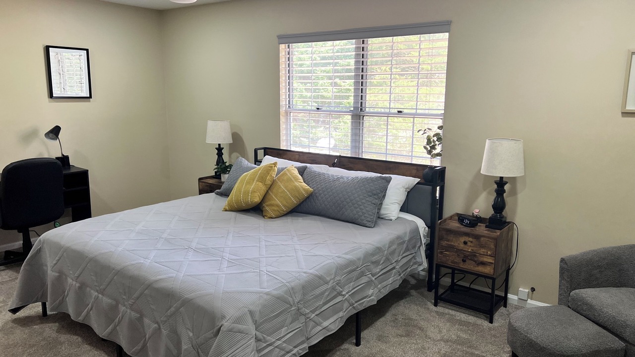 Photo of Bedroom in Taylors