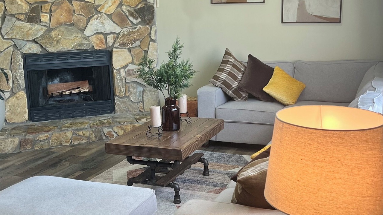 Photo of Livingroom in Taylors