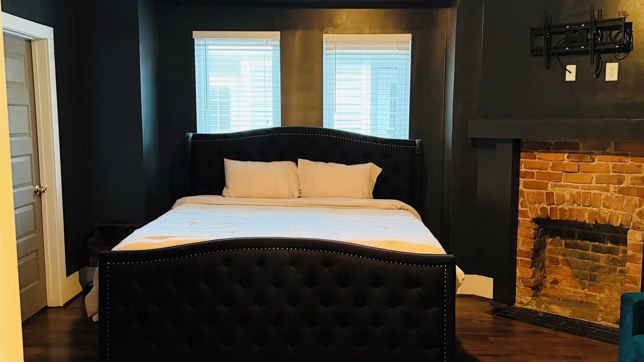 Photo of Bedroom in West End