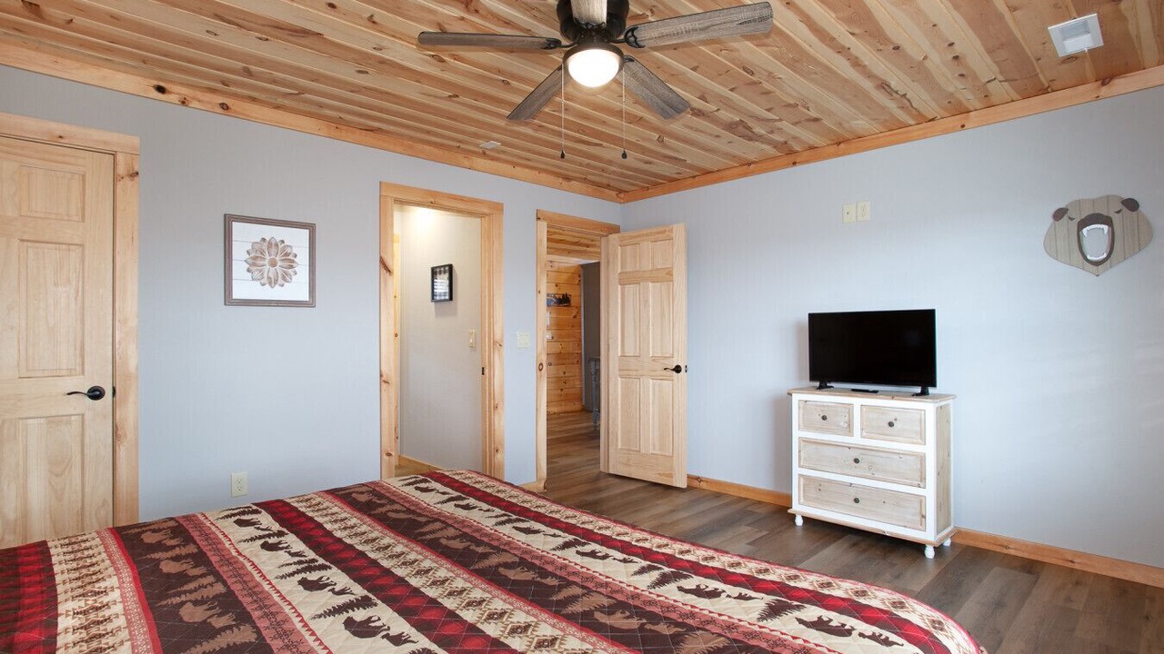 Photo of Bedroom in Sevierville