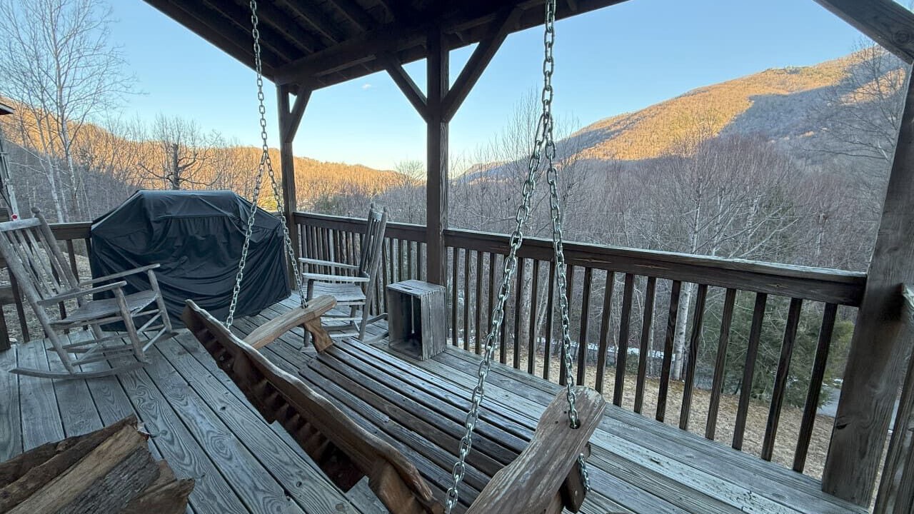 Photo of Patio Balcony in Maggie Valley