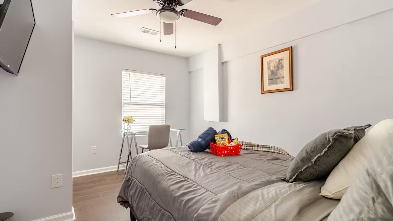 Photo of Bedroom in Powder Springs