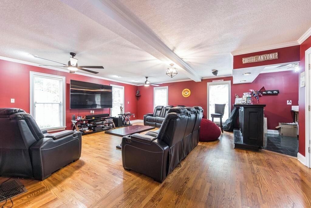 Photo of Livingroom in Kathleen