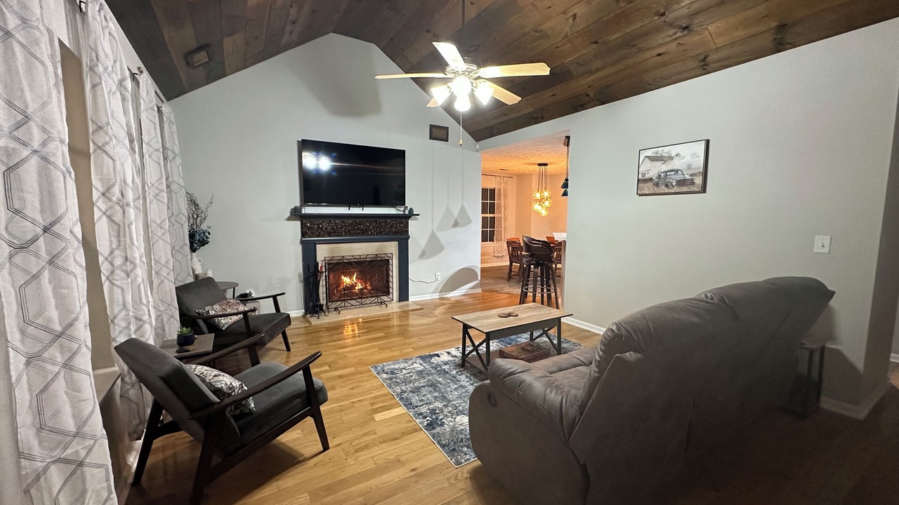 Photo of Livingroom in McDonough