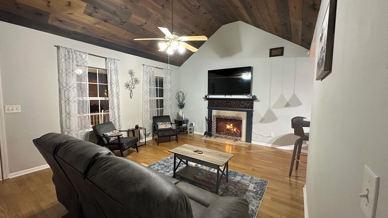 Photo of Livingroom in McDonough