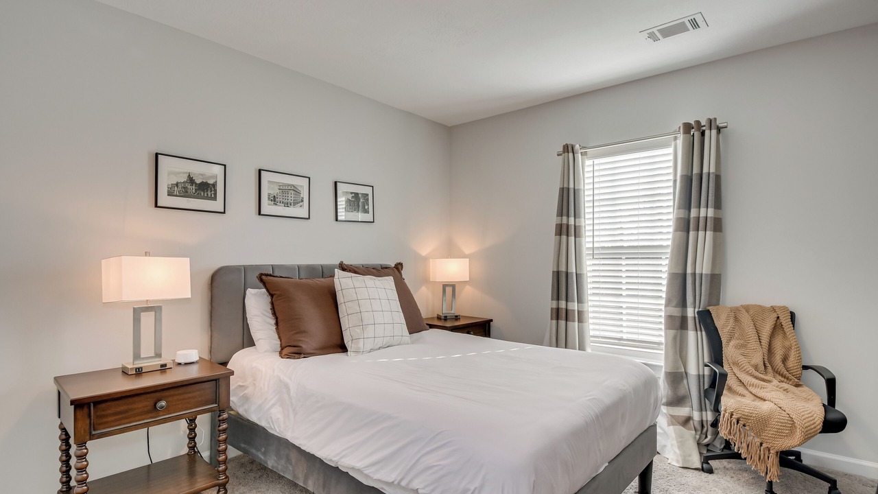 Photo of Bedroom in Canterbury Farms