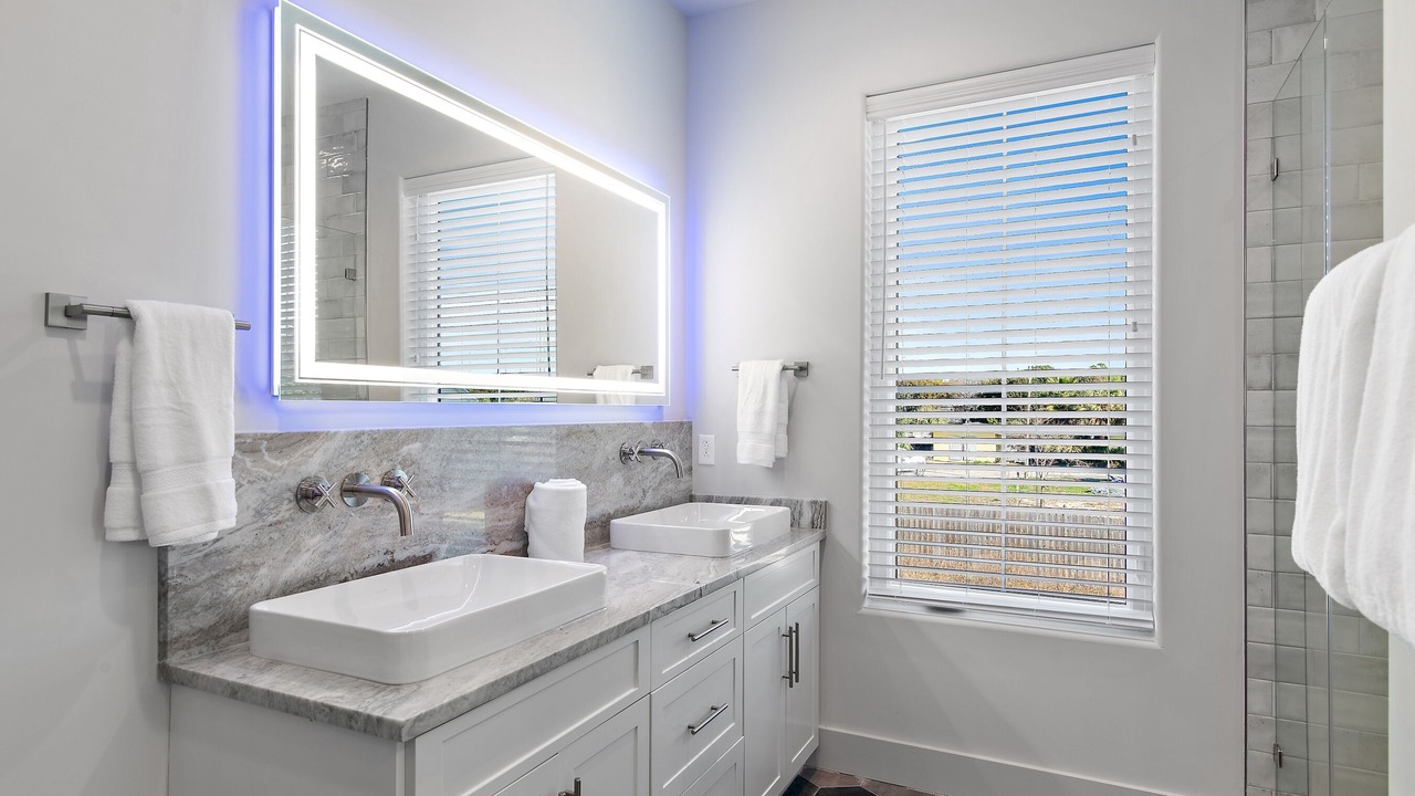 Photo of Bathroom in Laguna Beach