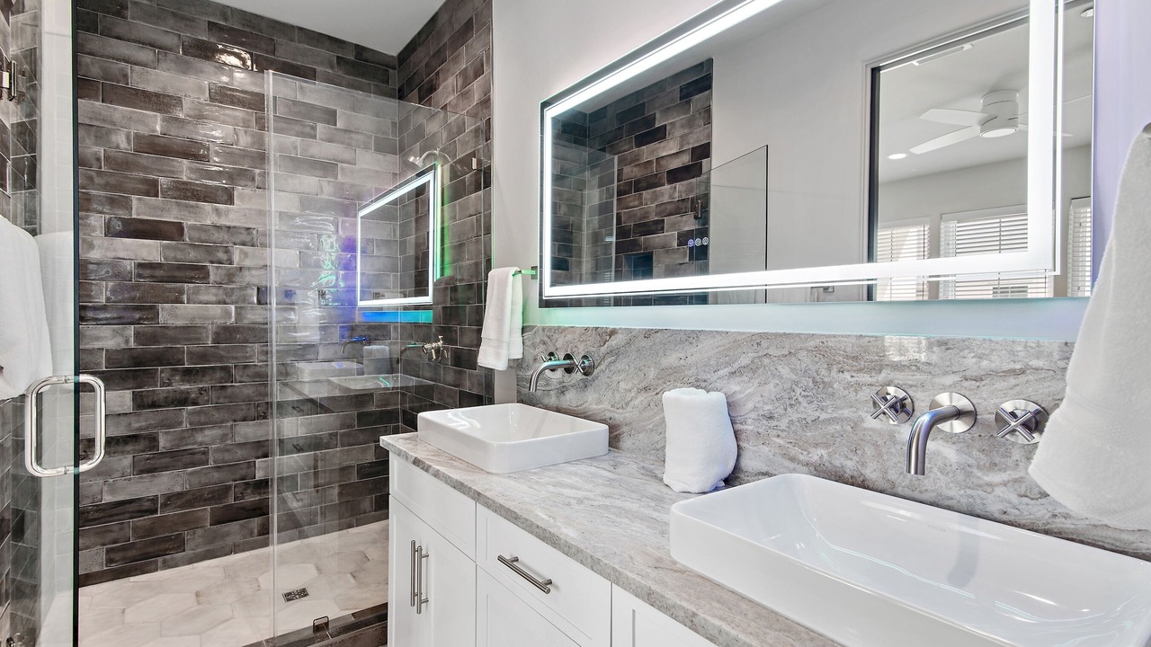 Photo of Bathroom in Laguna Beach