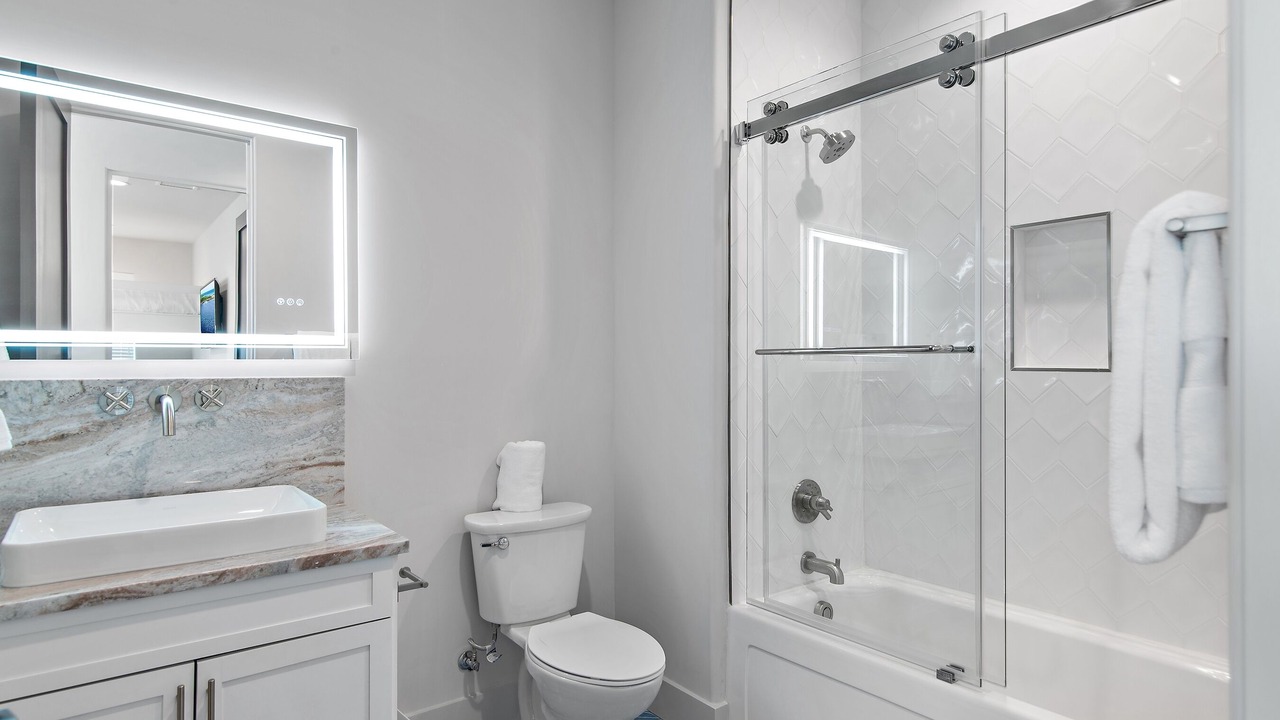Photo of Bathroom in Laguna Beach