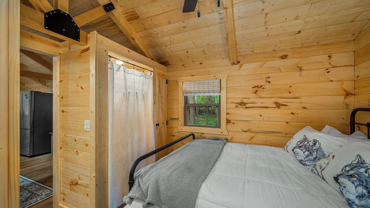 Photo of Bedroom in Mentone