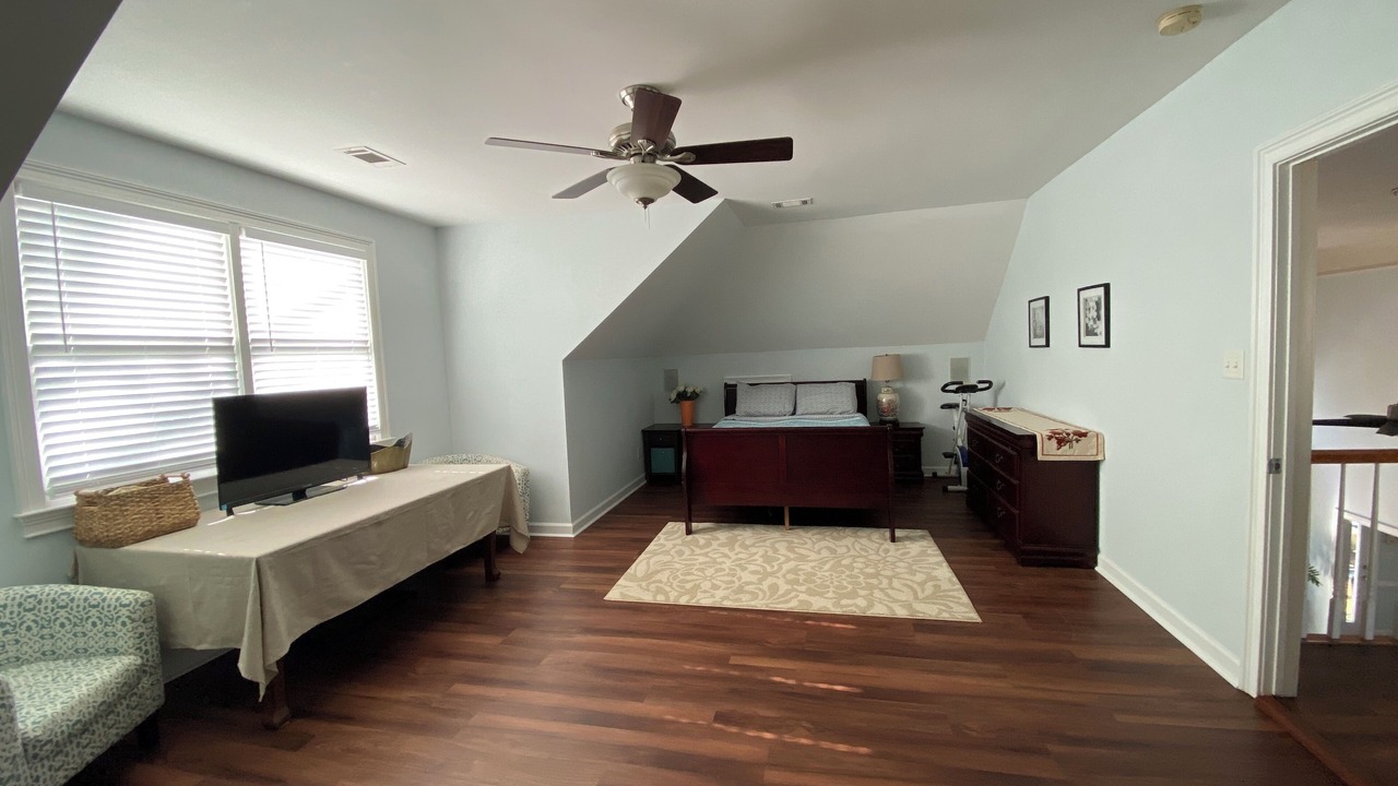 Photo of Bedroom in Martinez