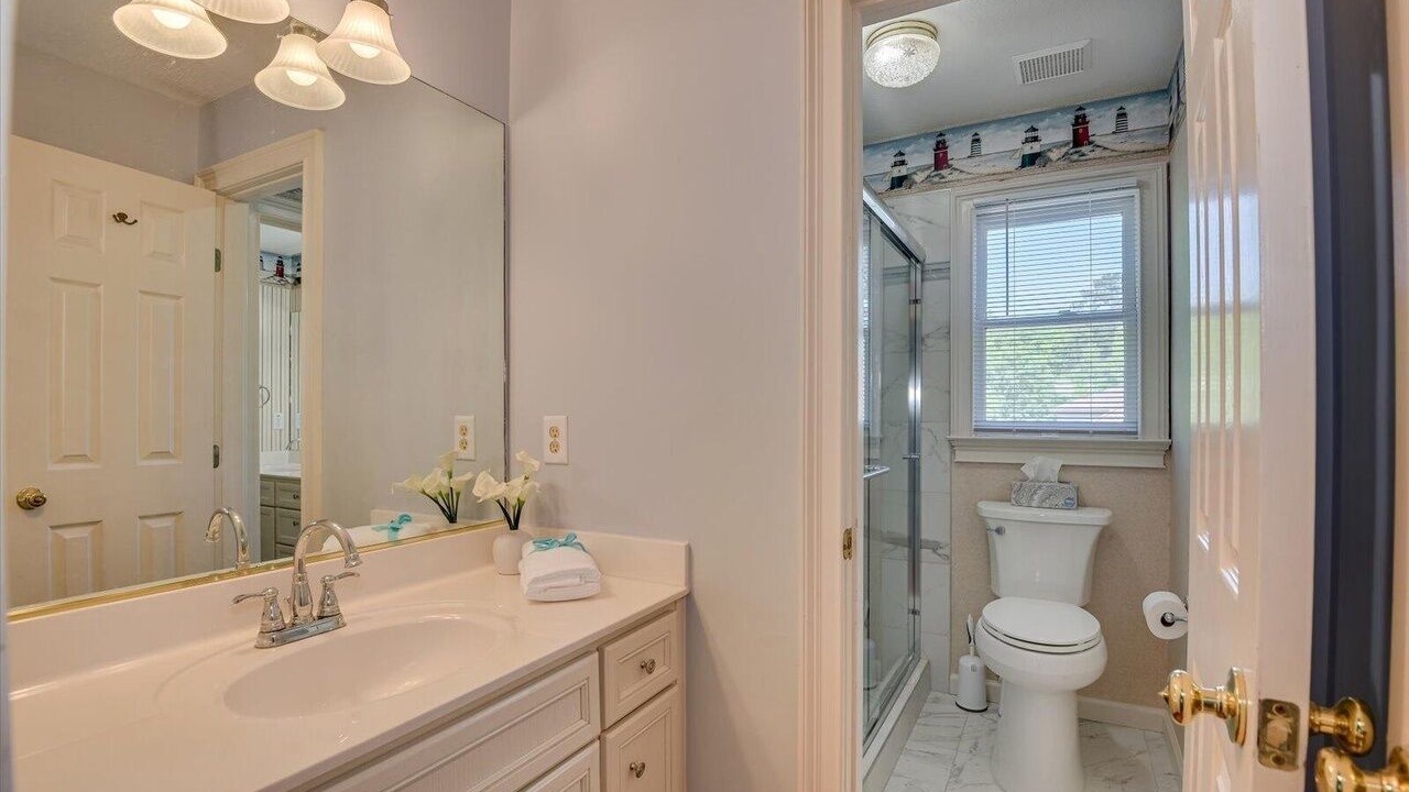 Photo of Bathroom in Martinez