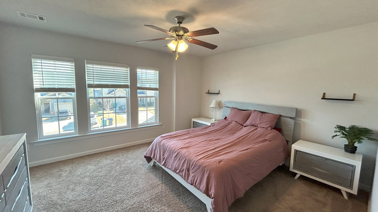 Photo of Bedroom in Grovetown