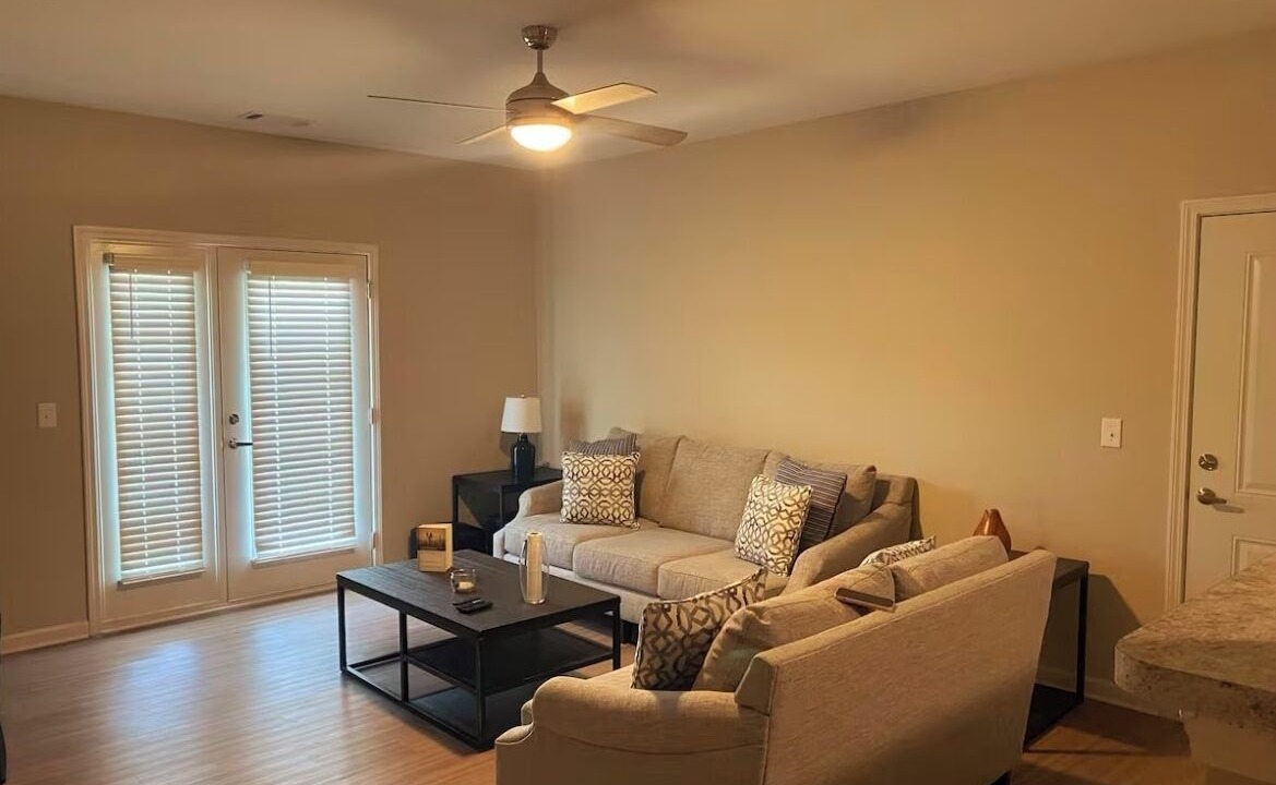 Photo of Livingroom in Union City