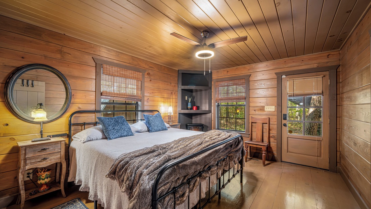 Photo of Bedroom in Mentone