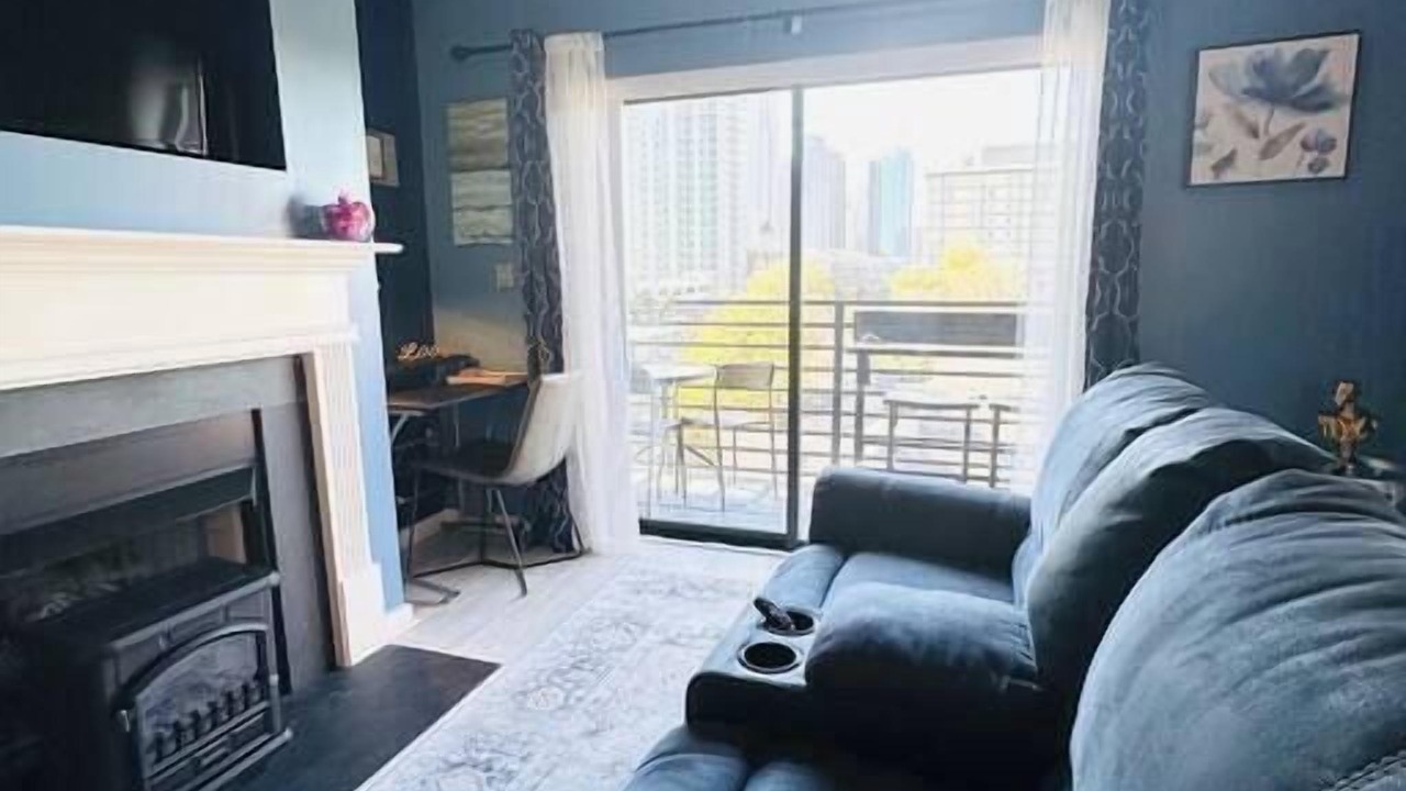 Photo of Livingroom in Fourth Ward