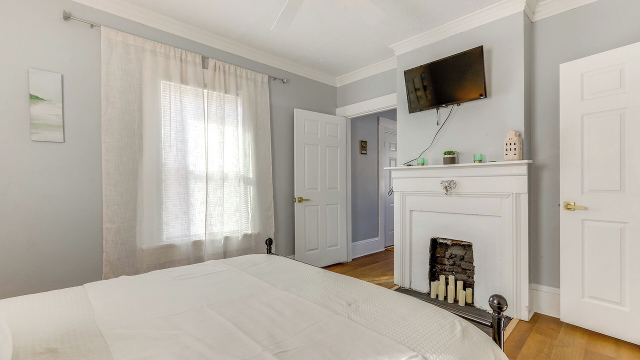 Photo of Bedroom in Macon