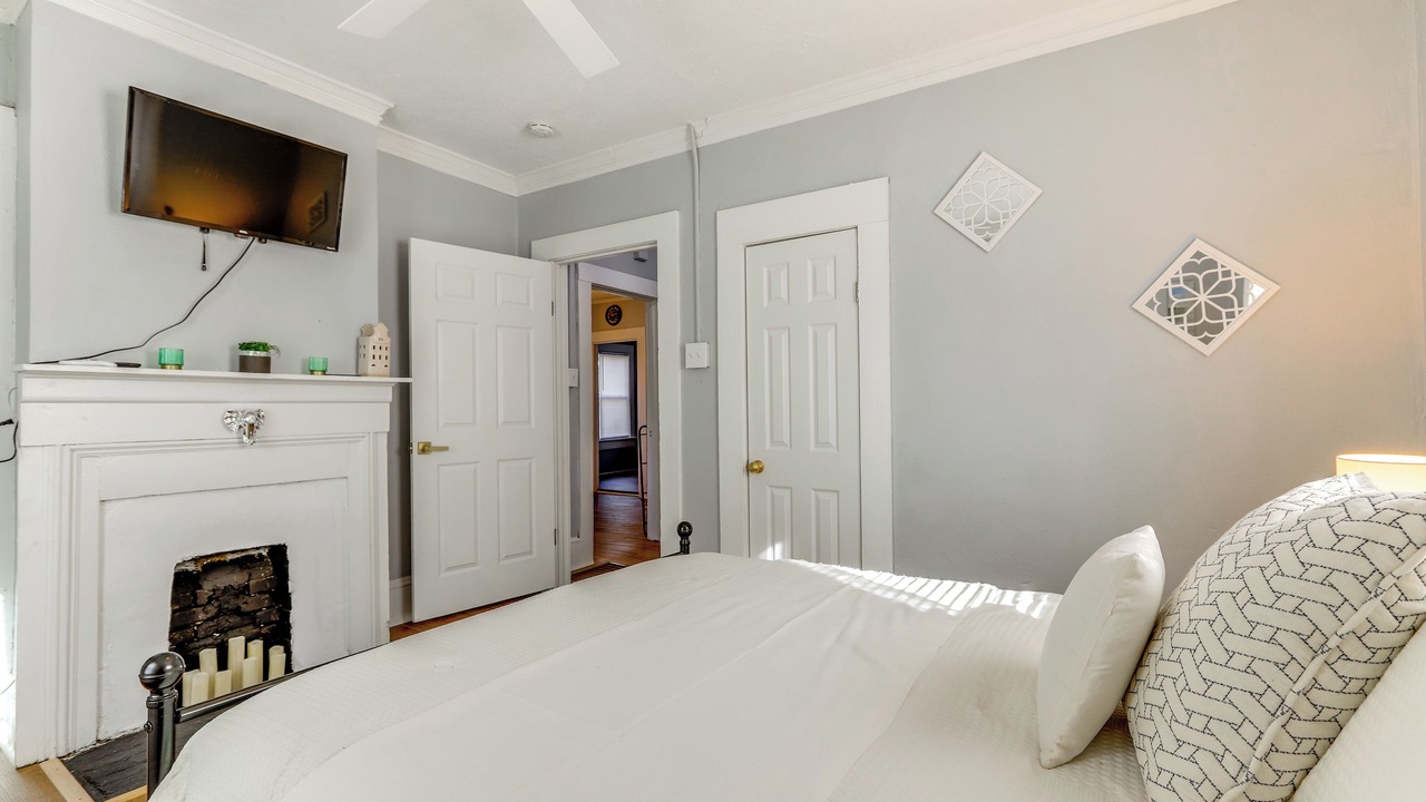 Photo of Bedroom in Macon