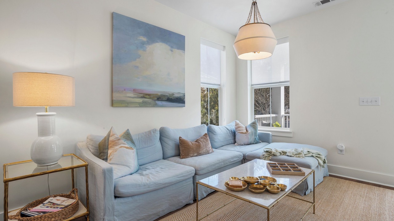 Photo of Livingroom in Ocean Springs